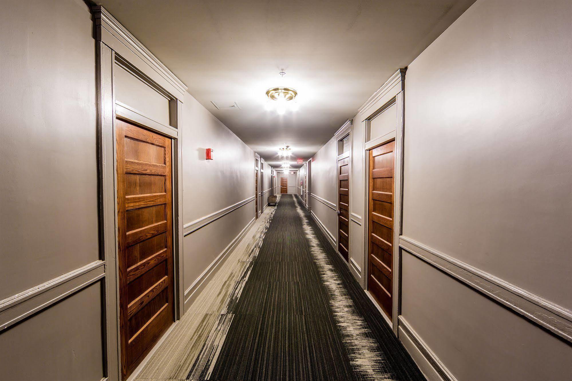 Hotel At The Lafayette Trademark Collection By Wyndham Буффало Экстерьер фото